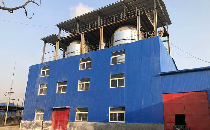 MVR雙效蒸發(fā)器.jpg MVR雙效蒸發(fā)器.jpg